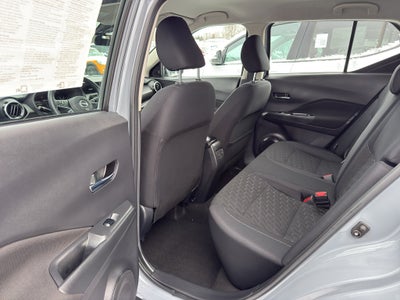 2023 Nissan Kicks SV FWD