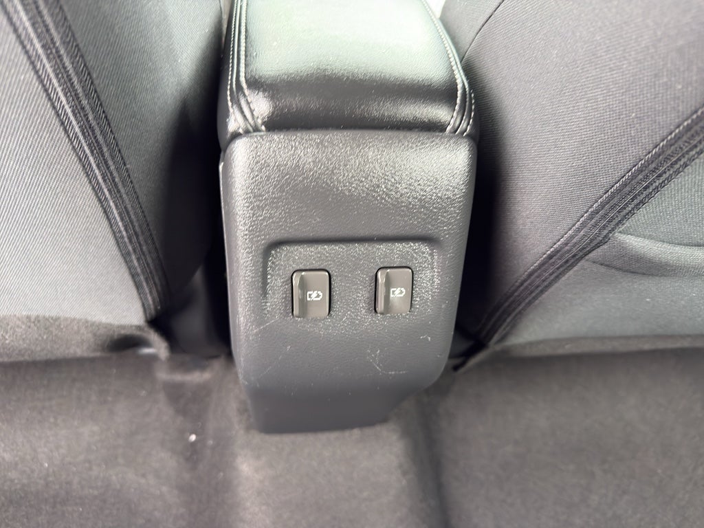 2023 Nissan Kicks SV FWD