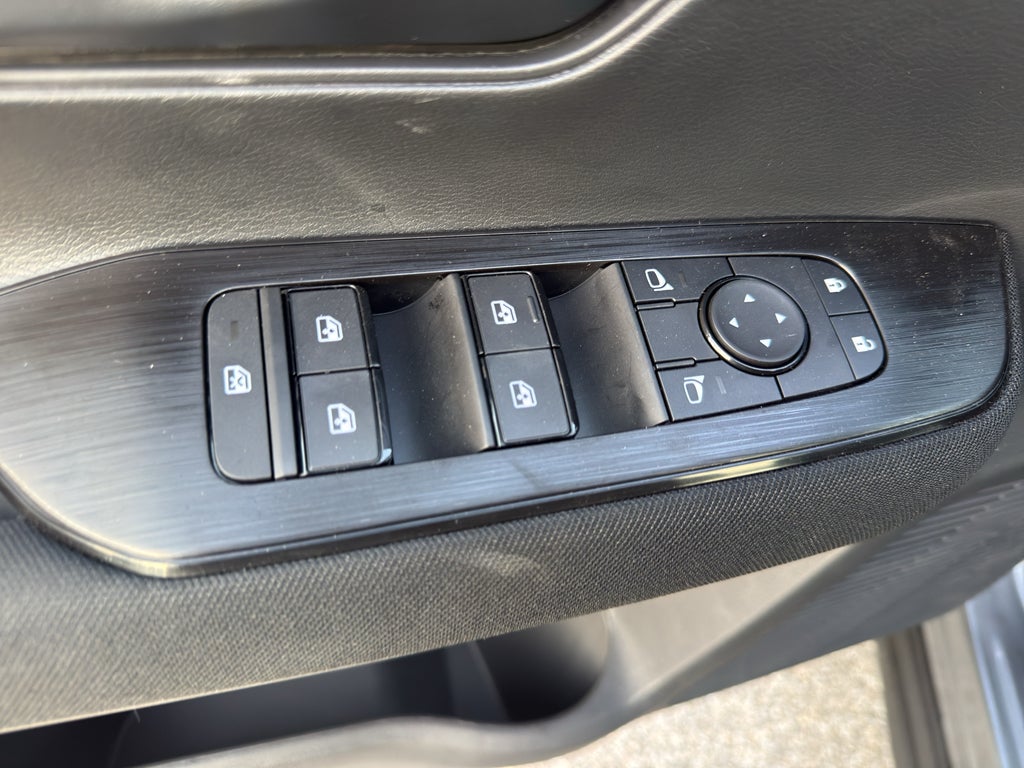 2026 Nissan Kicks S AWD
