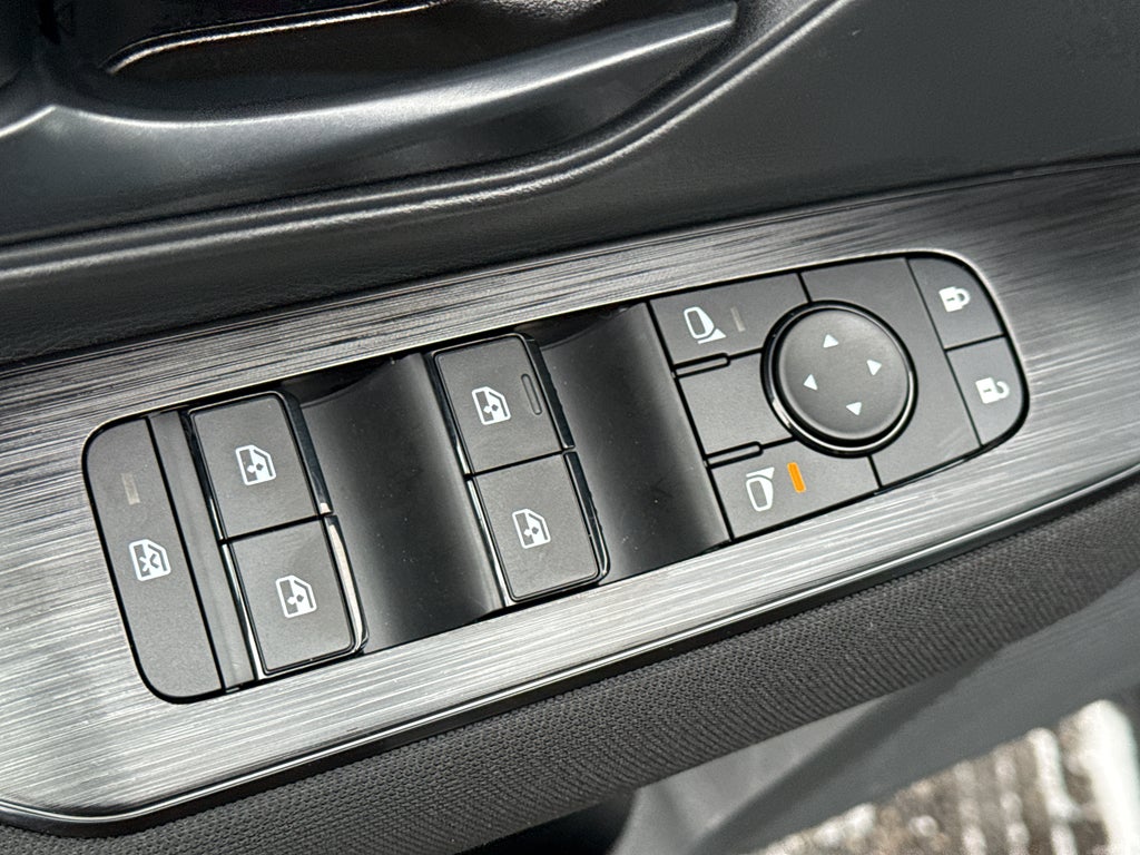 2026 Nissan Kicks S FWD