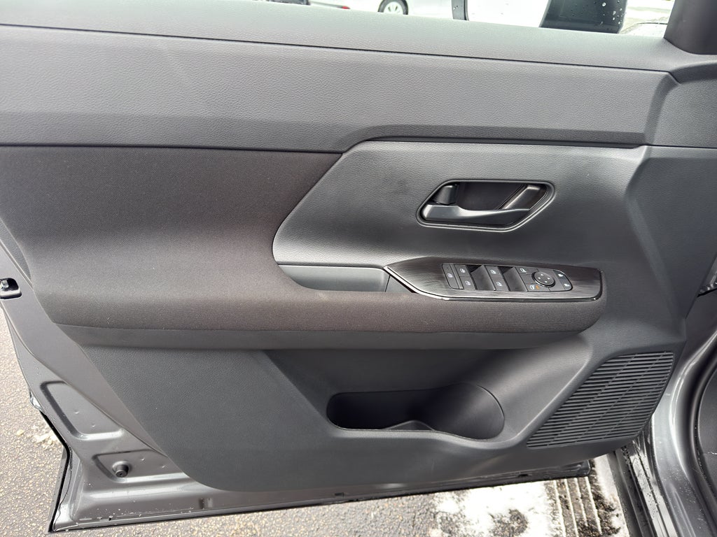 2026 Nissan Kicks S FWD