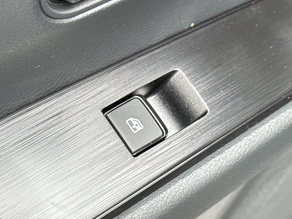 2026 Nissan Kicks S FWD