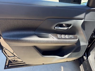 2026 Nissan Kicks SV AWD