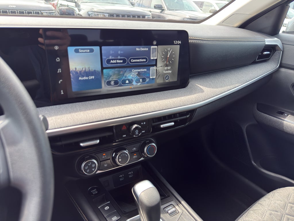 2025 Nissan Kicks SV AWD