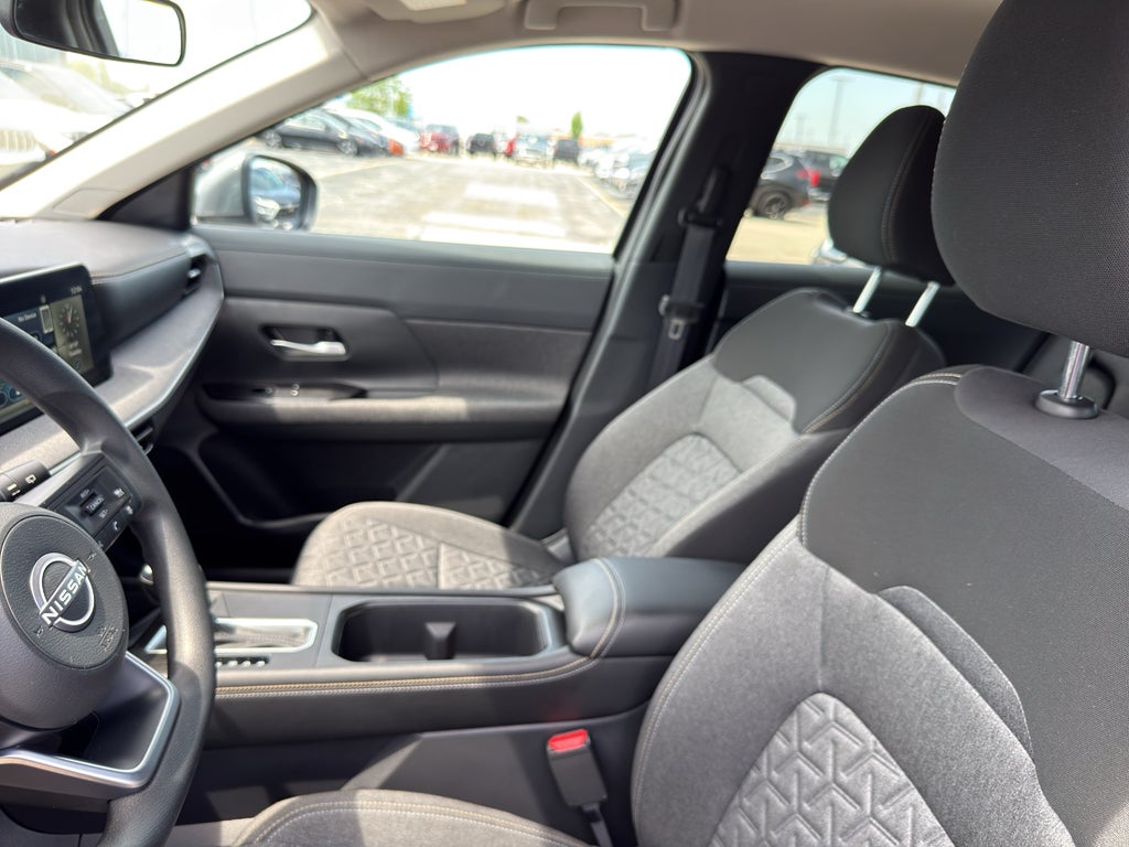 2025 Nissan Kicks SV AWD
