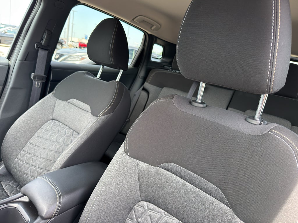 2025 Nissan Kicks SV AWD