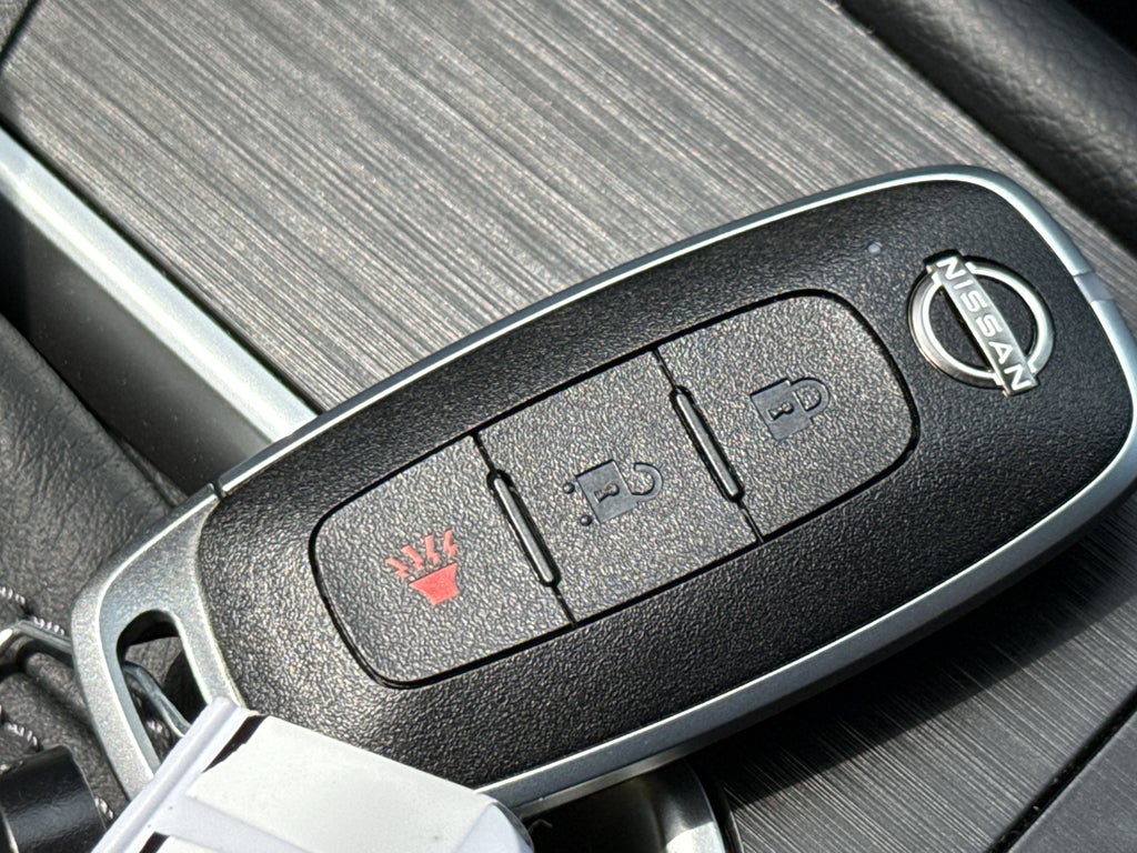 2025 Nissan Kicks SV AWD