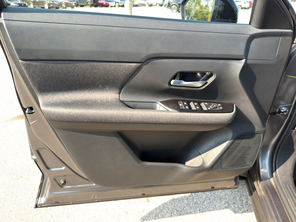 2026 Nissan Kicks SV AWD