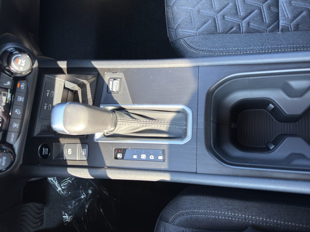 2026 Nissan Kicks SV AWD