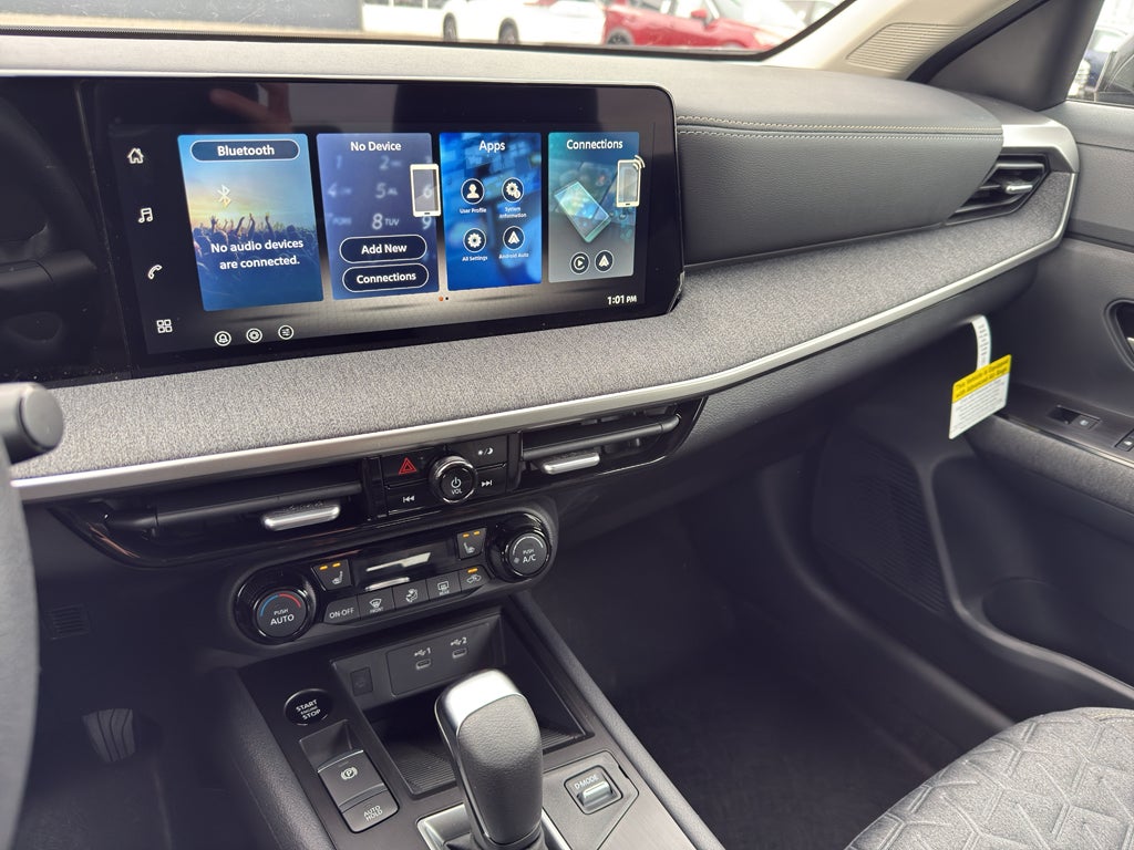 2026 Nissan Kicks SV AWD