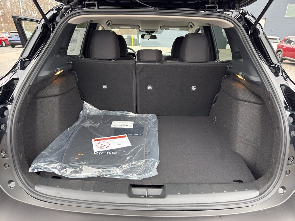 2026 Nissan Kicks SV AWD