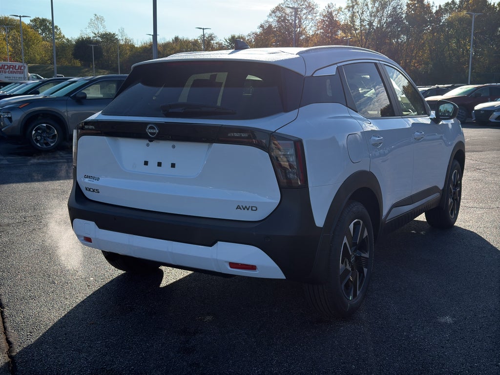 2026 Nissan Kicks SV AWD