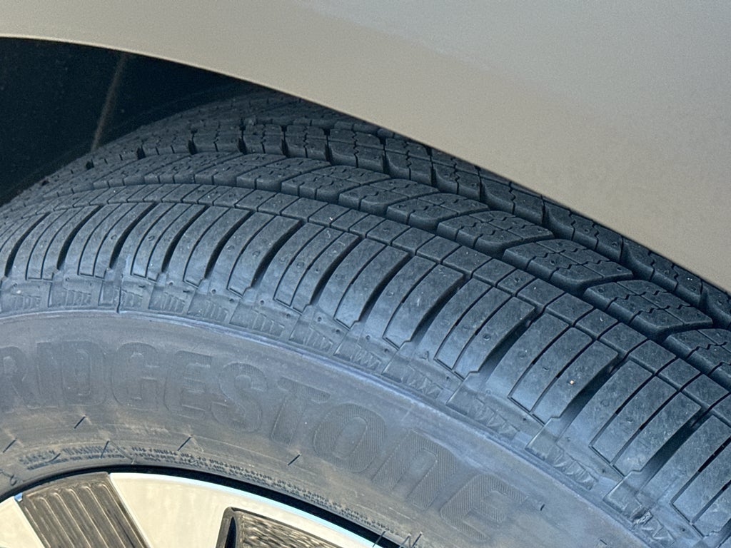 2026 Nissan Kicks SV AWD