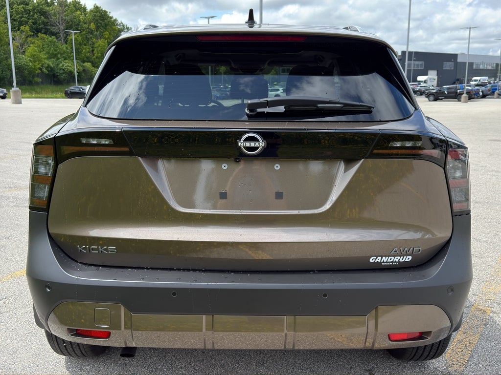 2026 Nissan Kicks SV AWD