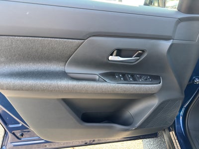 2026 Nissan Kicks SV AWD