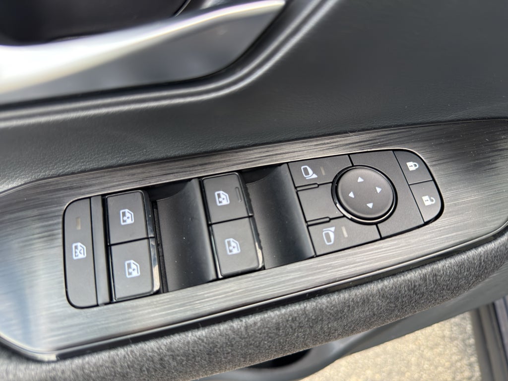 2026 Nissan Kicks SV AWD