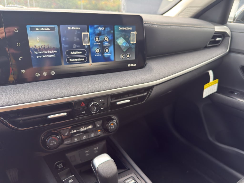 2026 Nissan Kicks SV AWD