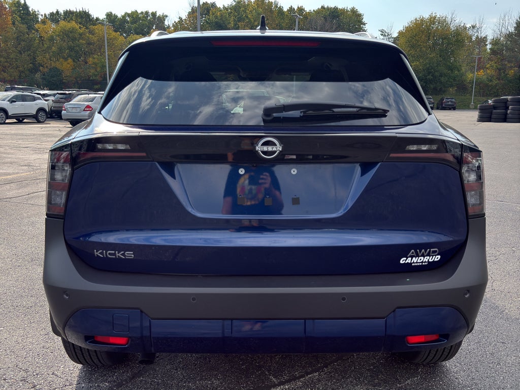 2026 Nissan Kicks SV AWD