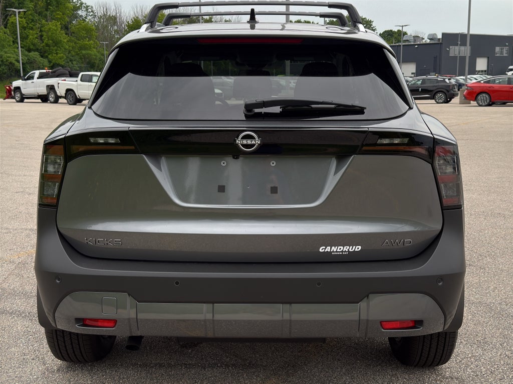 2026 Nissan Kicks SV AWD