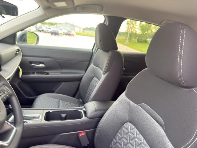 2026 Nissan Kicks SV AWD