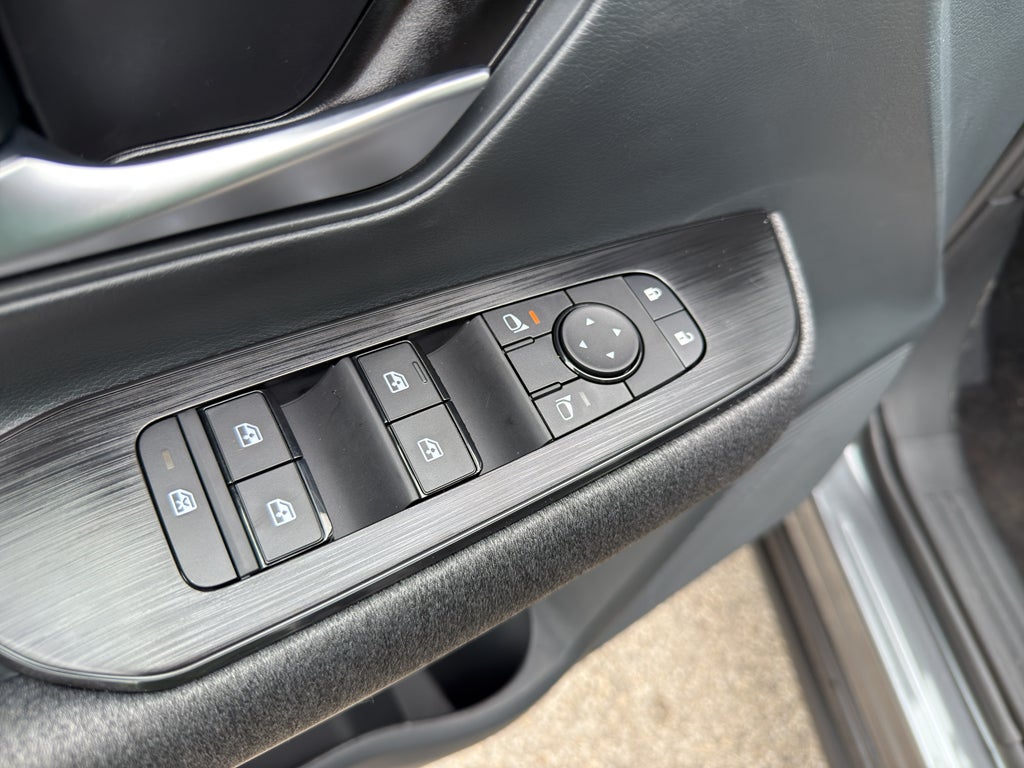 2026 Nissan Kicks SV AWD