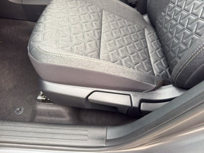 2026 Nissan Kicks SV AWD