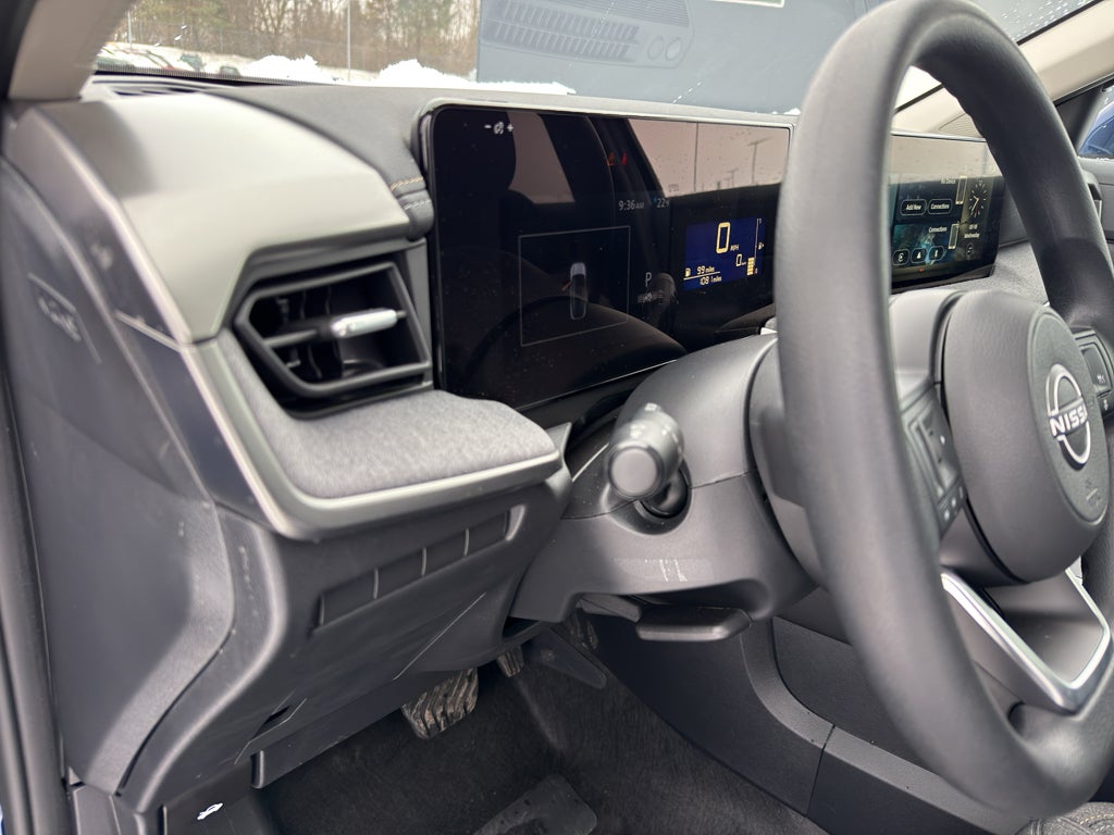 2025 Nissan Kicks SV AWD