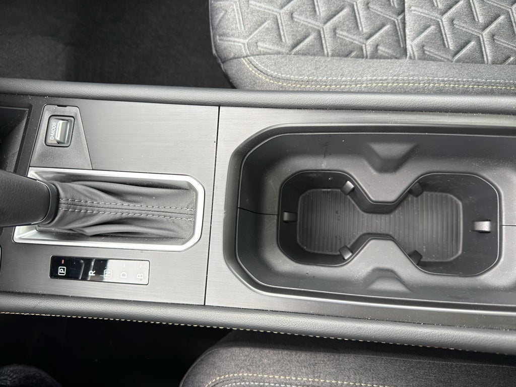 2025 Nissan Kicks SV AWD