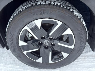 2025 Nissan Kicks SV AWD