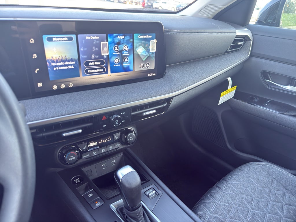 2026 Nissan Kicks SV AWD