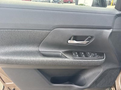 2027 Nissan Kicks SV AWD