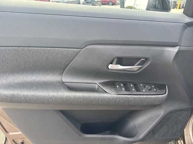 2027 Nissan Kicks SV AWD