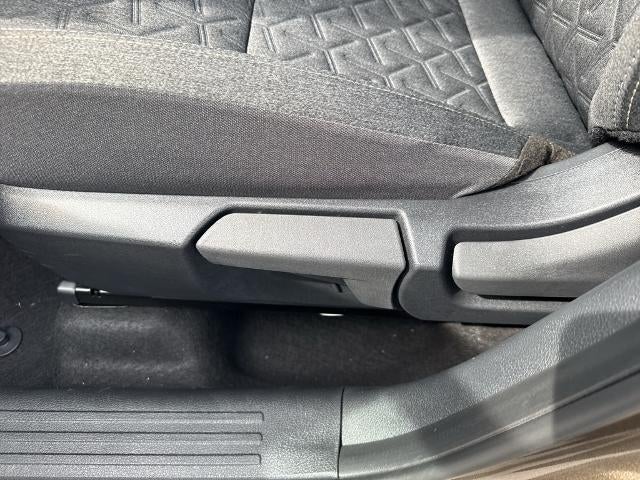 2027 Nissan Kicks SV AWD