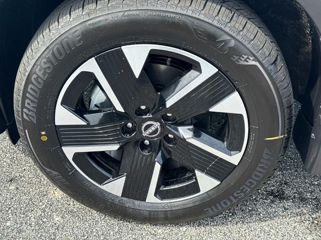 2027 Nissan Kicks SV AWD