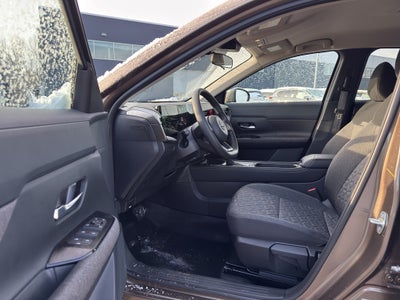 2025 Nissan Kicks SV AWD