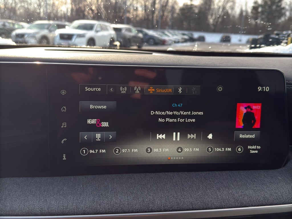 2025 Nissan Kicks SV AWD