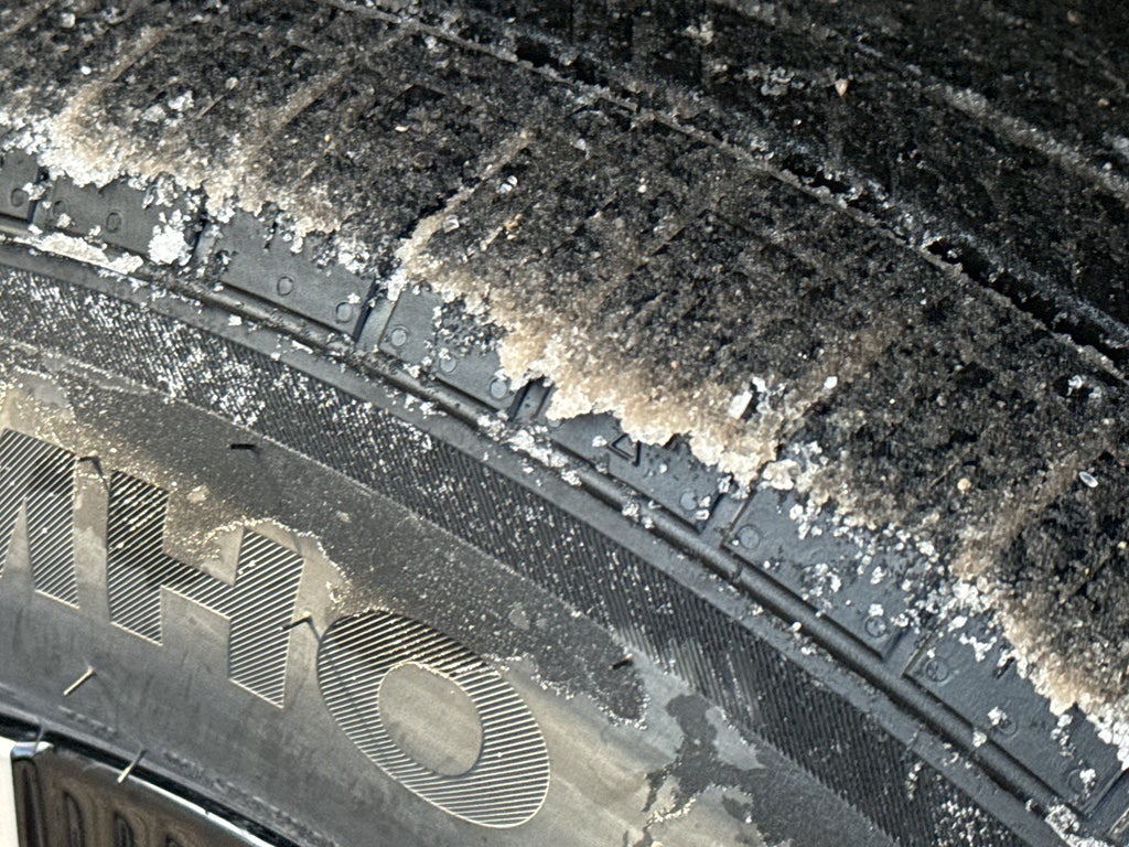 2025 Nissan Kicks SV AWD