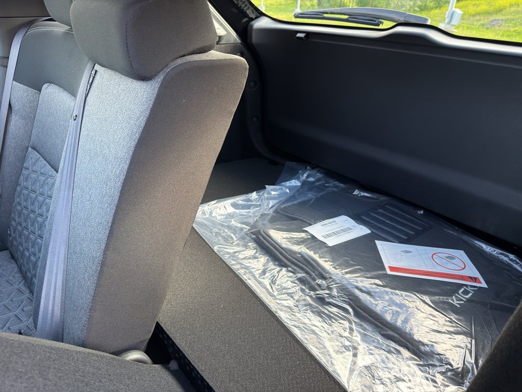 2026 Nissan Kicks SV AWD