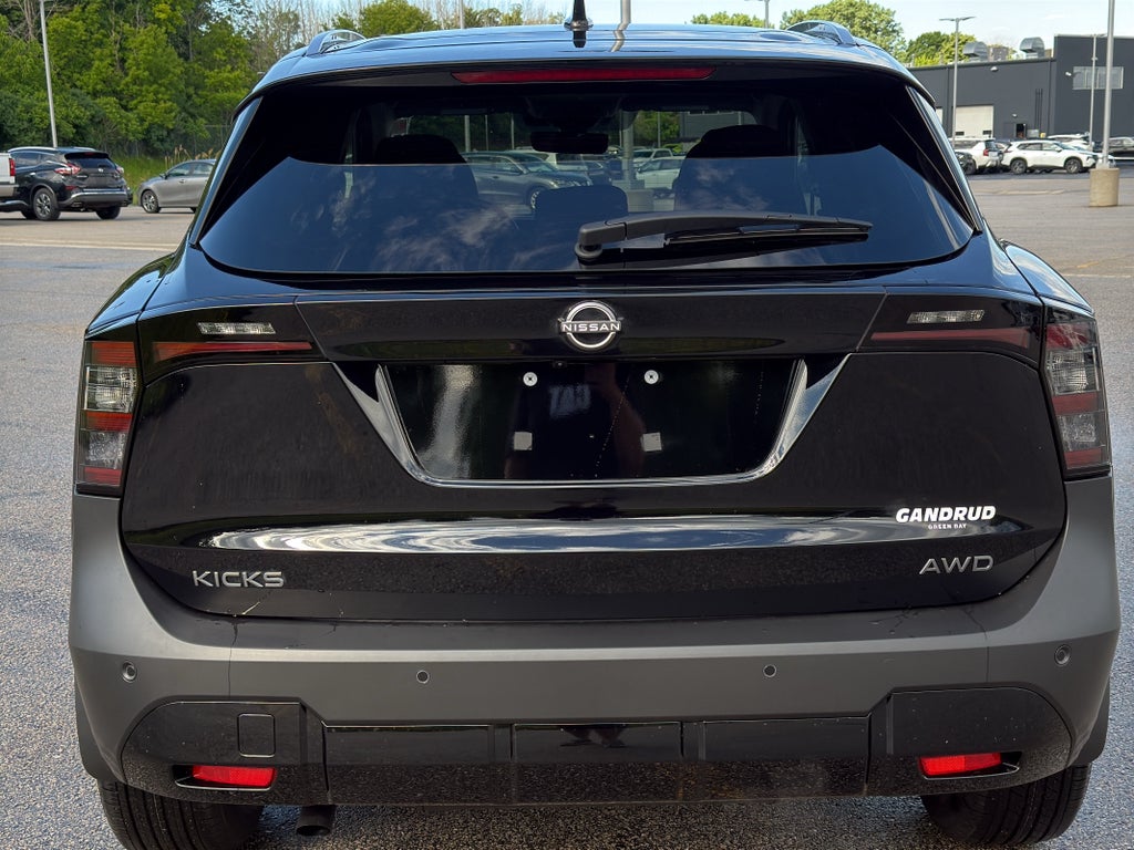 2026 Nissan Kicks SV AWD
