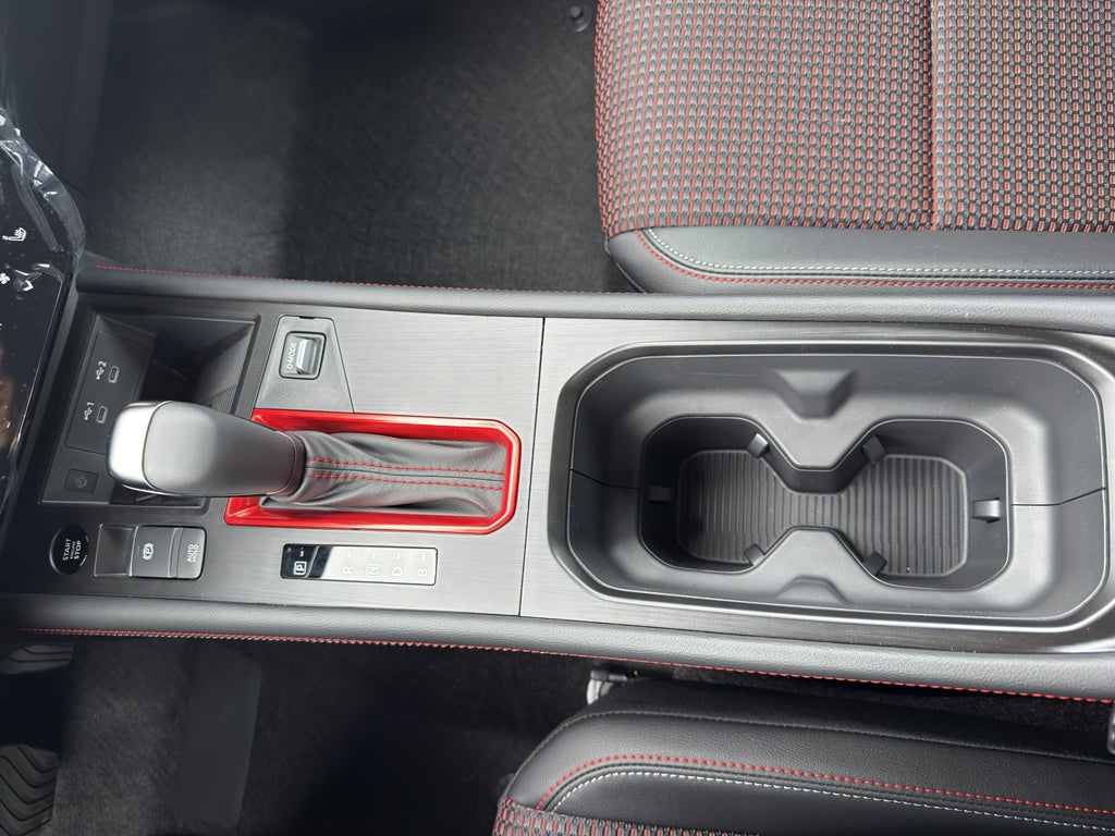 2026 Nissan Kicks SR AWD