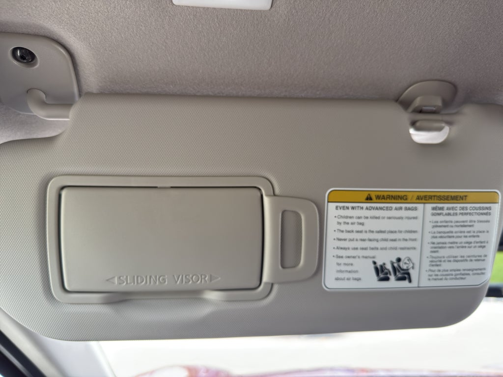 2026 Nissan Kicks SR AWD