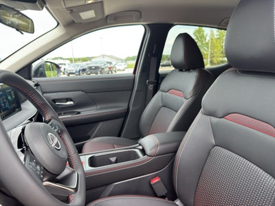 2026 Nissan Kicks SR AWD