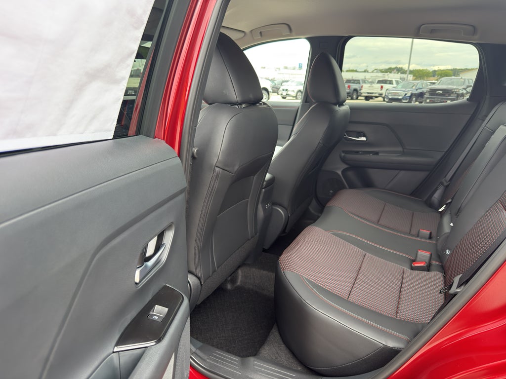 2026 Nissan Kicks SR AWD