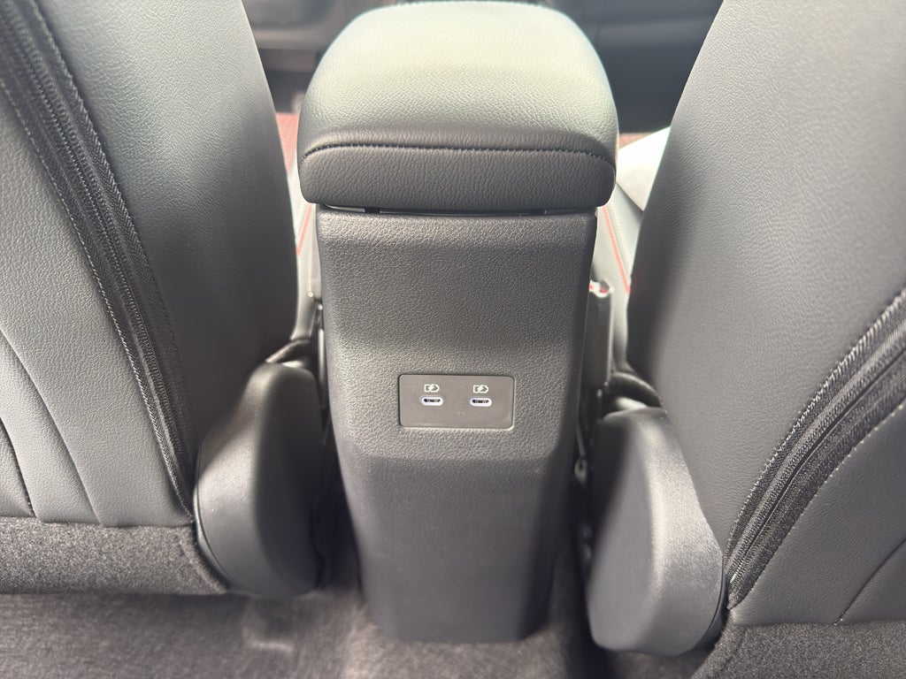 2026 Nissan Kicks SR AWD