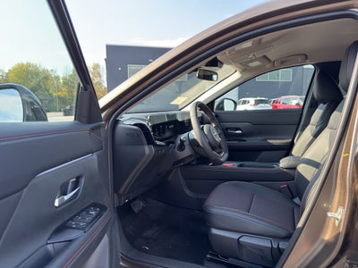 2026 Nissan Kicks SR AWD