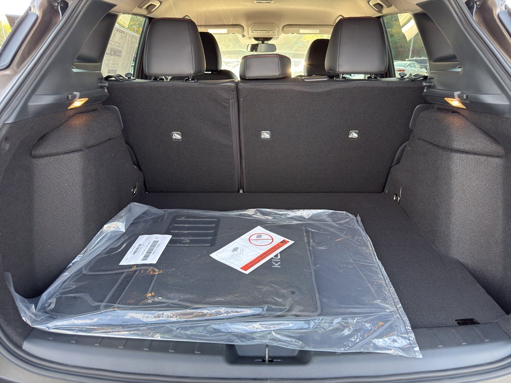 2026 Nissan Kicks SR AWD