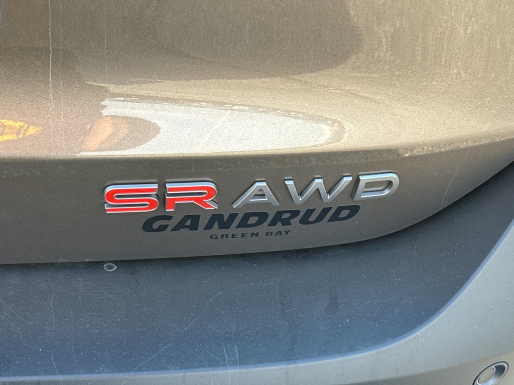 2026 Nissan Kicks SR AWD