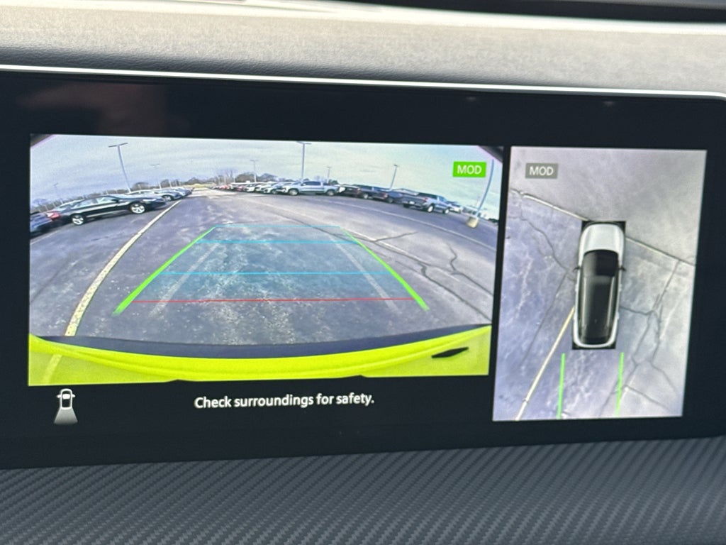 2025 Nissan Kicks SR AWD