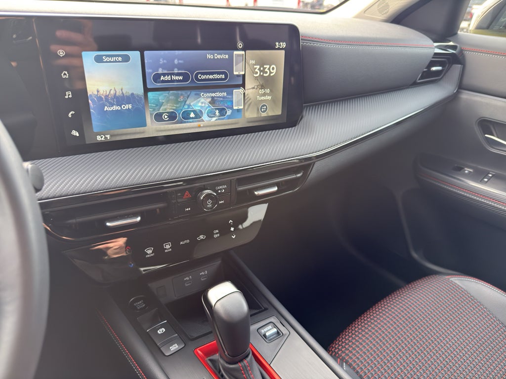 2025 Nissan Kicks SR AWD