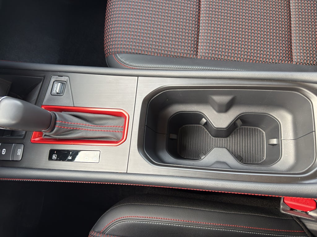 2025 Nissan Kicks SR AWD